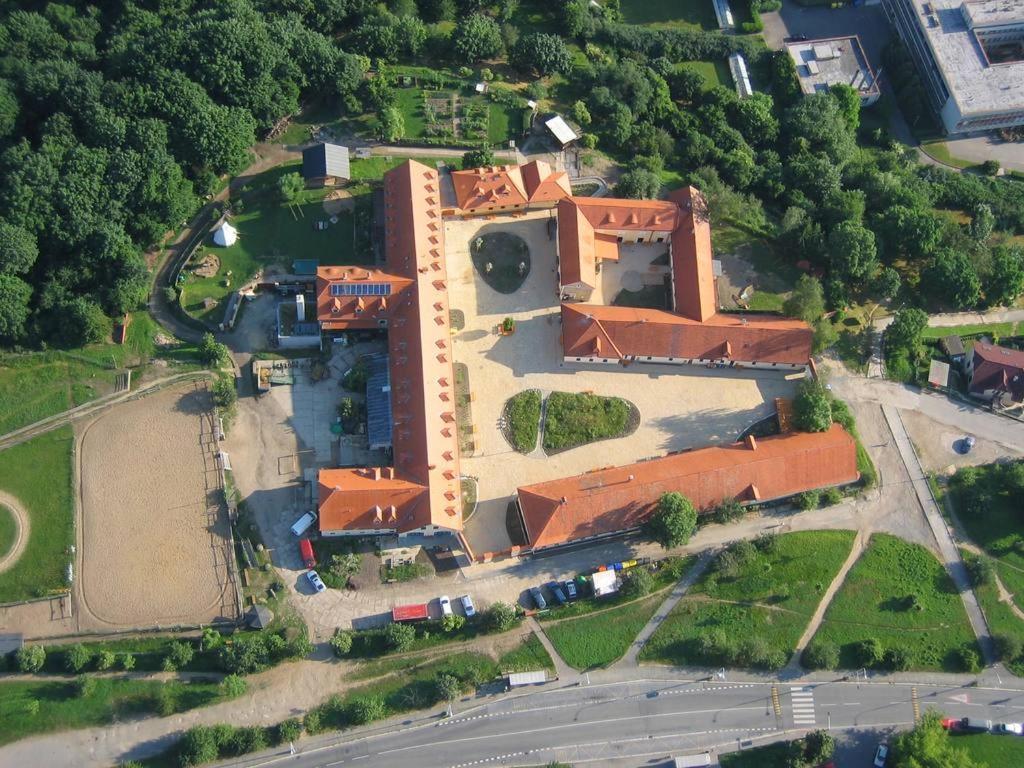 Ubytovna Toulcuv Dvur Prag Dış mekan fotoğraf